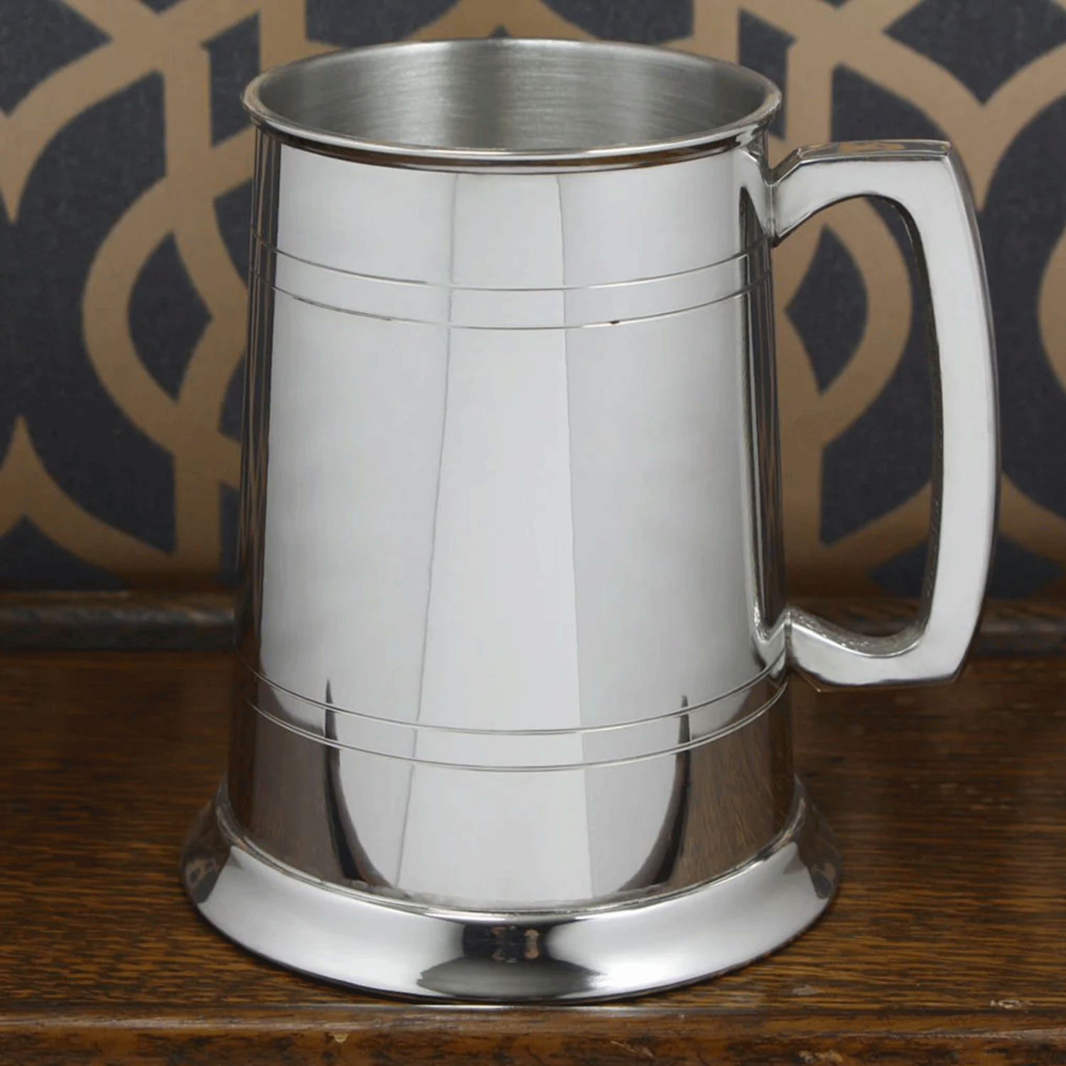 Tankards 1pt plain straight tankard pewter